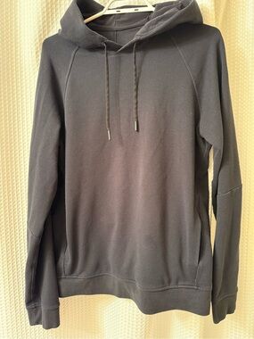 Men's Lululemon Sweater